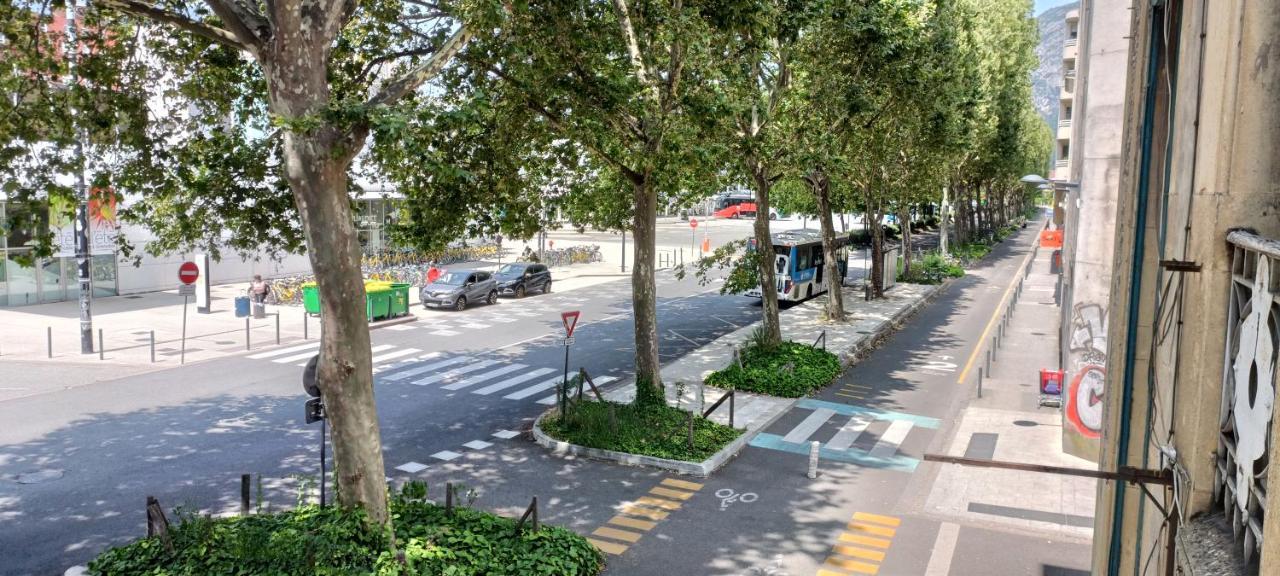 Studio A La Gare&Centre De Γκρενόμπλ Εξωτερικό φωτογραφία